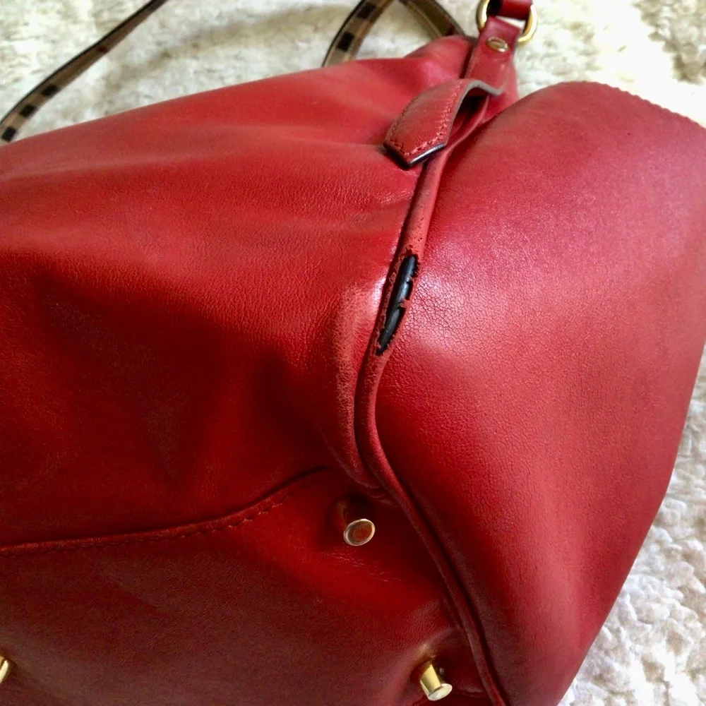 Burberry Calfskin Haymarket Check Small Canterbury Tote Red - Picture 15 of 15